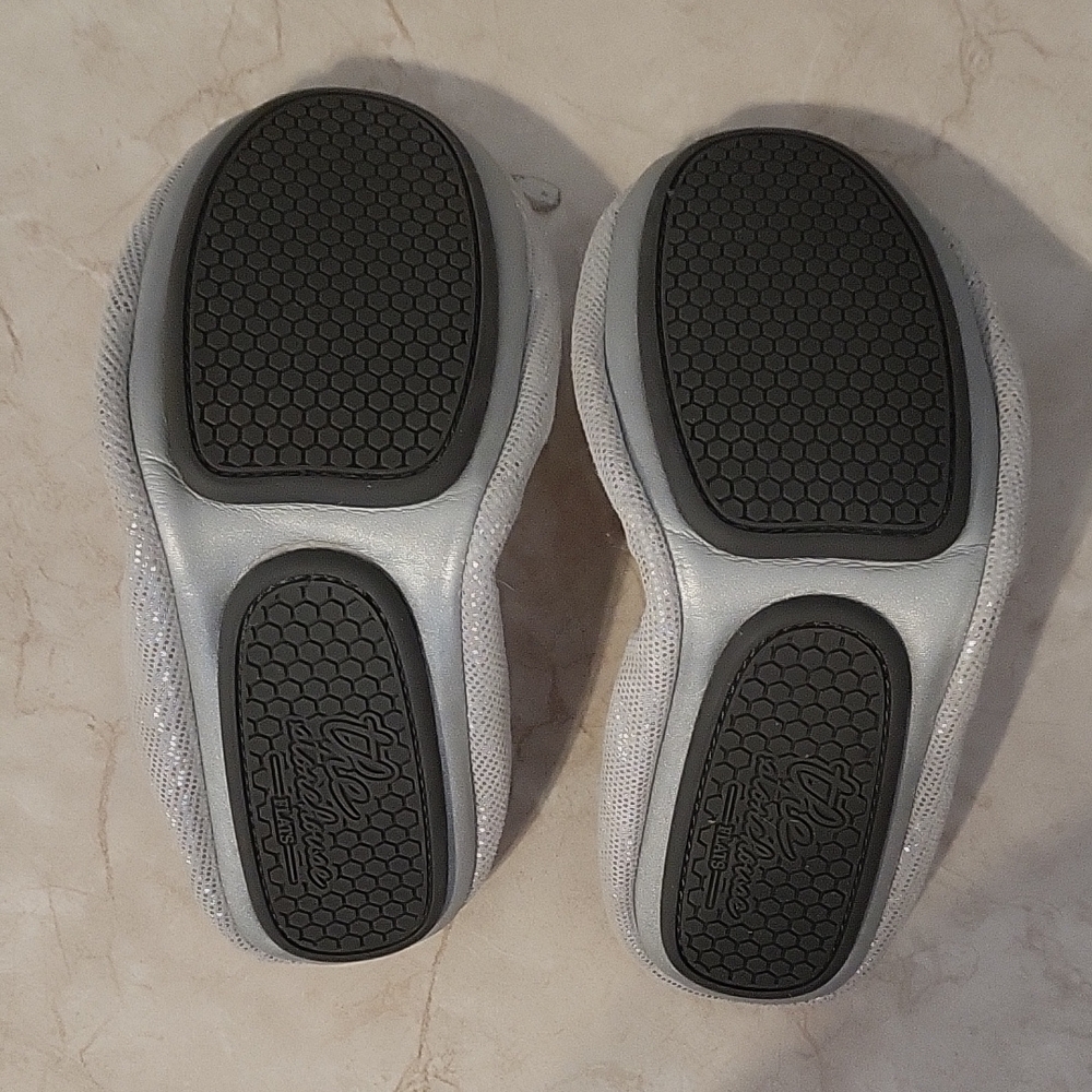 Chic Silver Women's Loafers - Picture 2 of 5